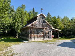 Barn