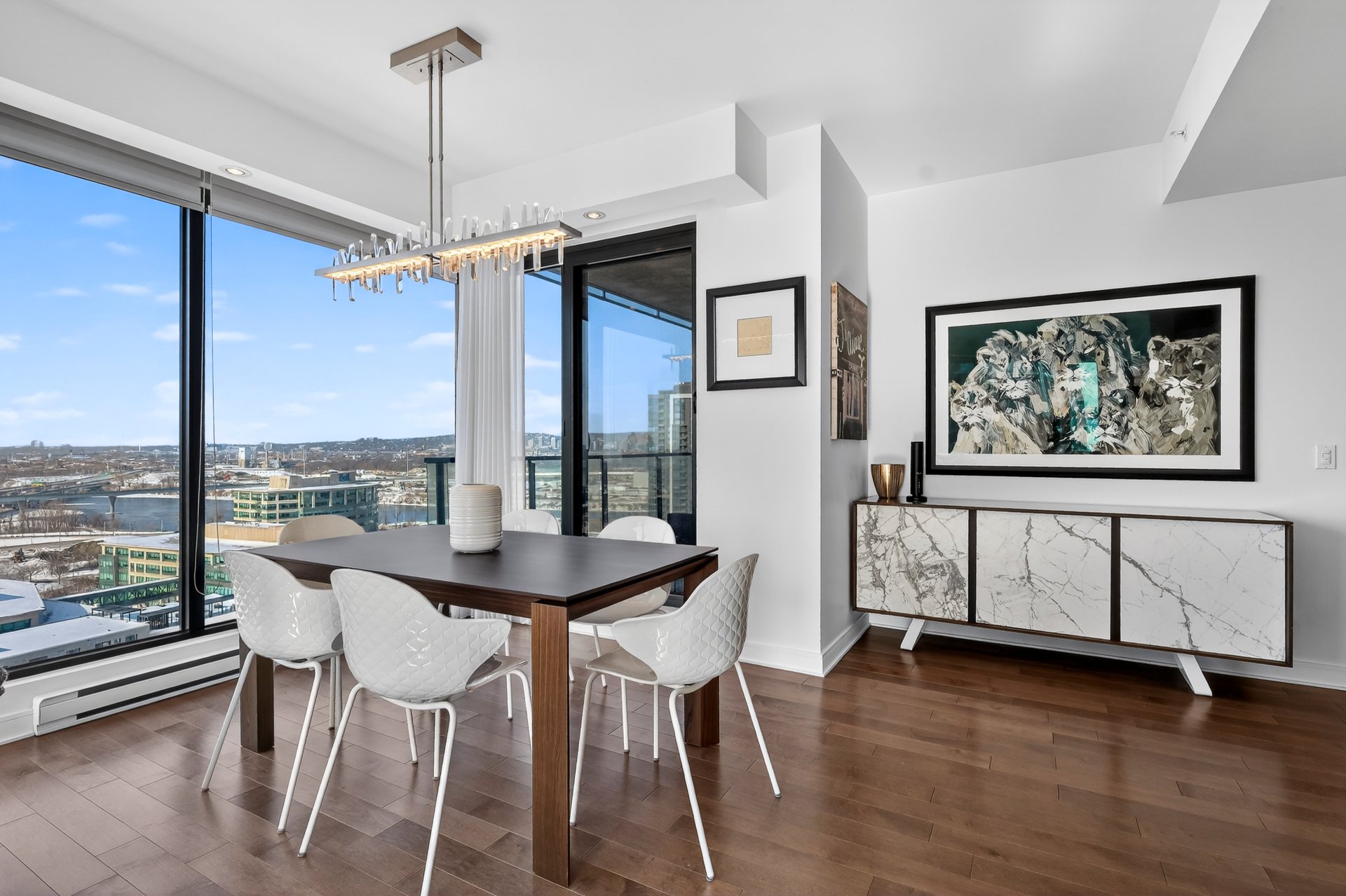 #1906 - 299 Rue de la Rotonde