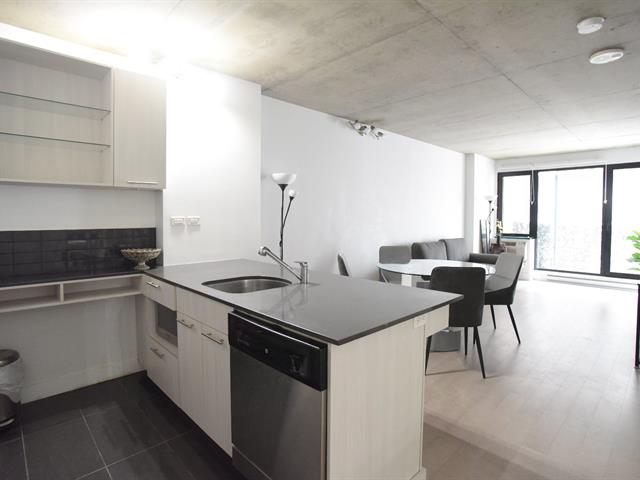 #247 - 1414 Rue Chomedey