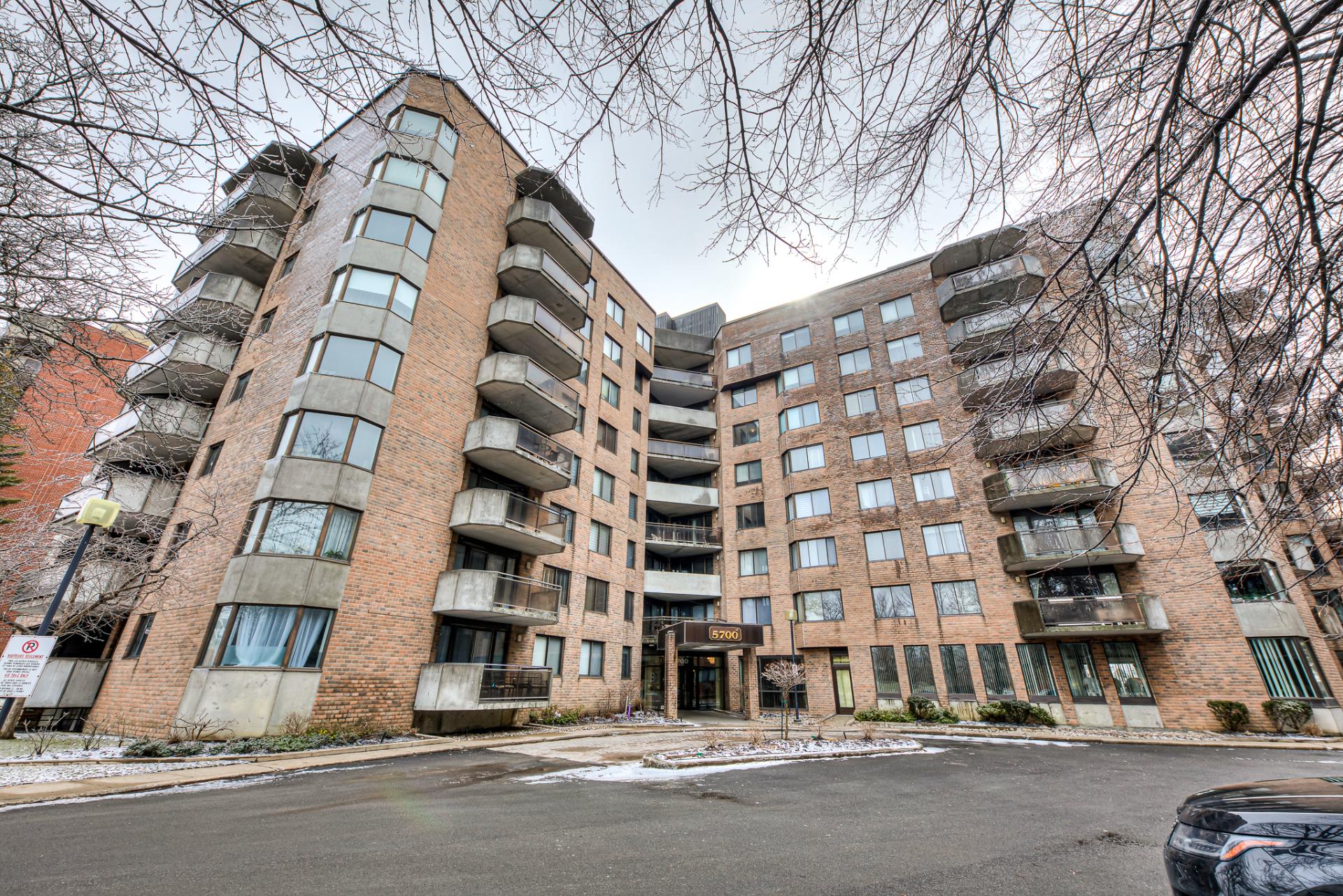 #605 - 5700 Av. Rembrandt