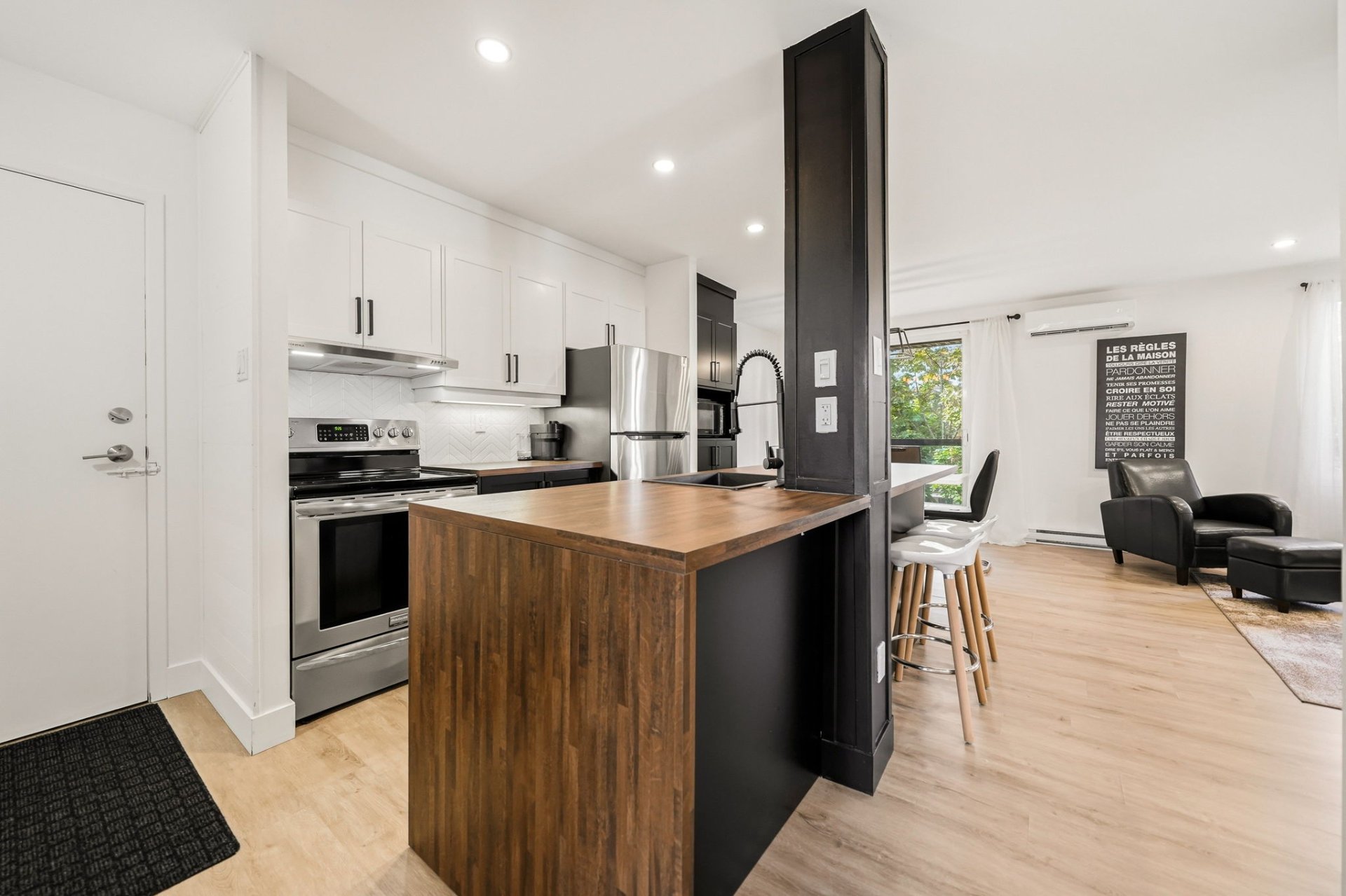 #301 - 34 Rue Thibault