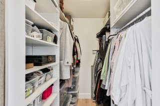 Walk-in closet