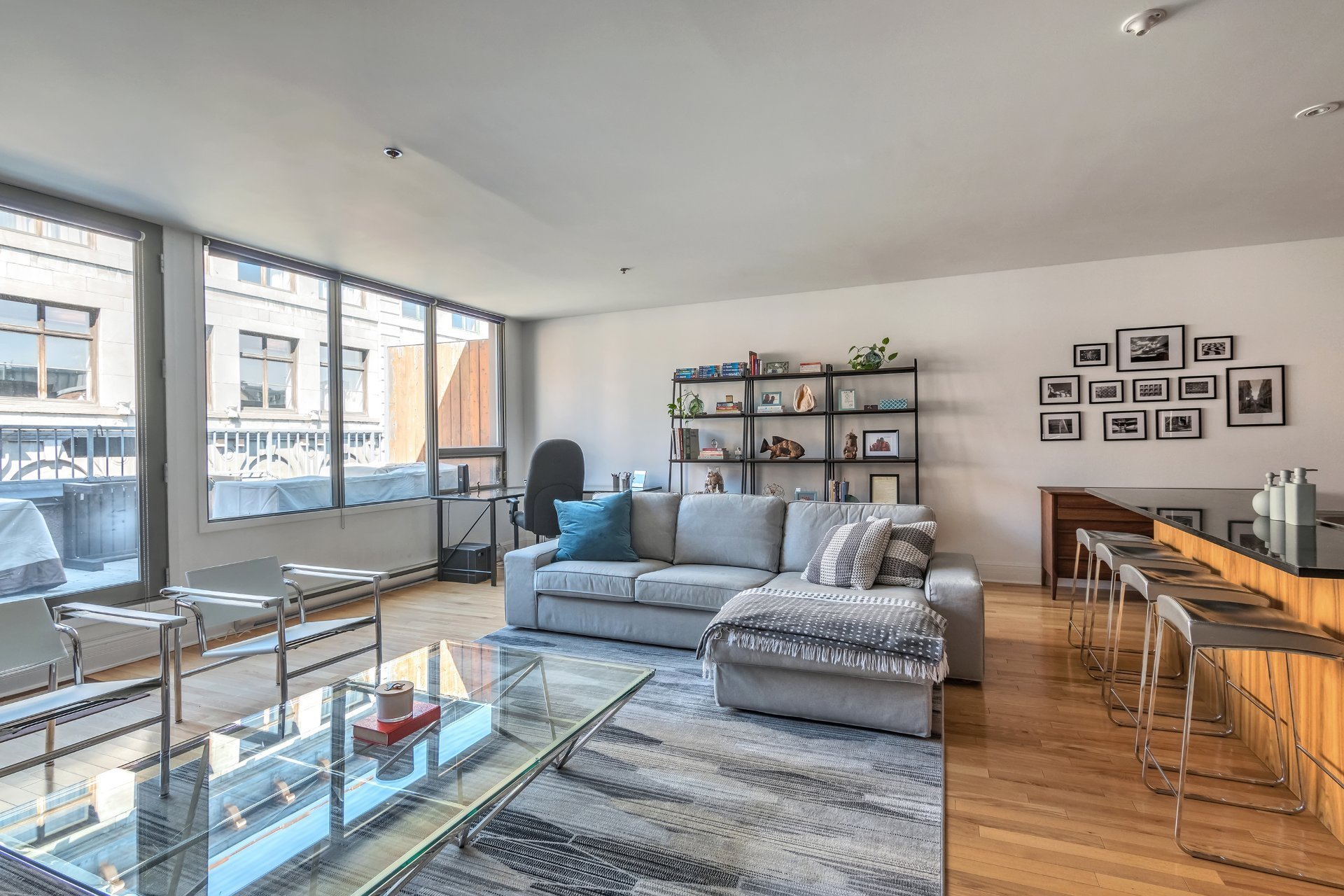 #44 - 361 Place D'Youville