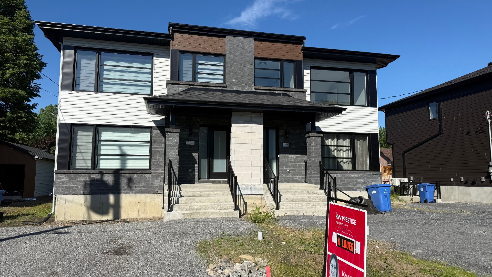 123 Rue Elsie
