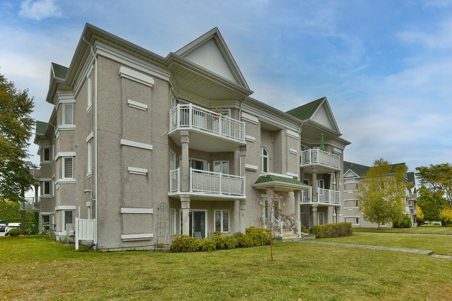 #103 - 1600 Grande-Allée