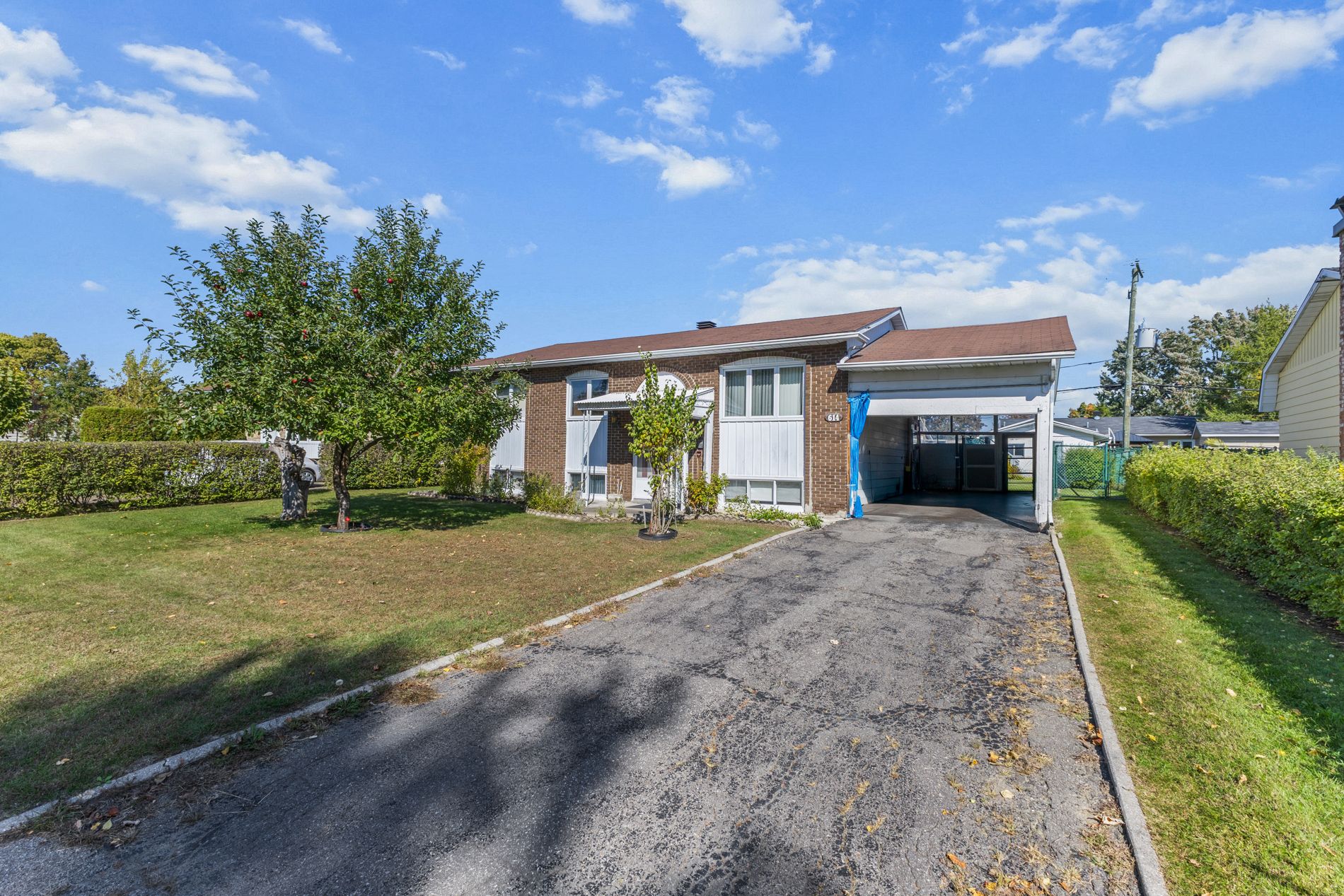 614 Boul. de Châteauneuf