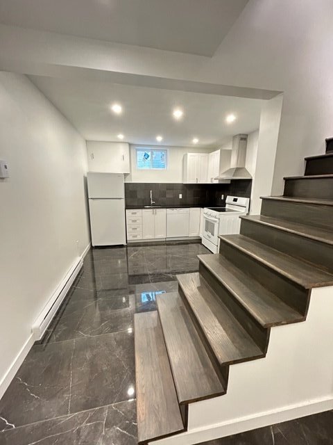 348 Rue de Villars