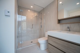 Ensuite bathroom