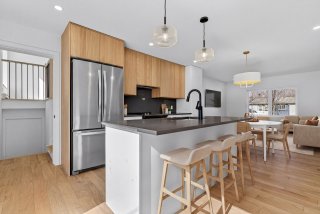 1106 Rue Jean-Jacques-Lauzon