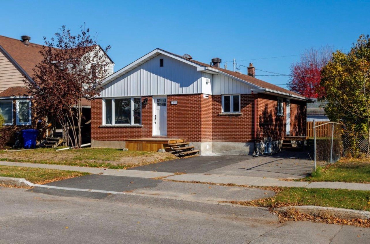 #A - 394 Rue Du Vigneau