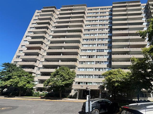 #901 - 720 Boul. Montpellier