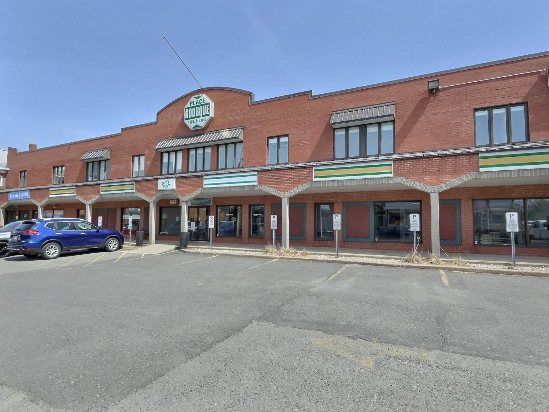 #1 - 1500 Av. St-Louis