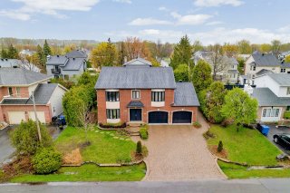 371 Rue du Geai-Bleu