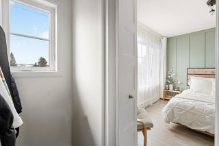 Walk-in closet