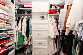 Walk-in closet