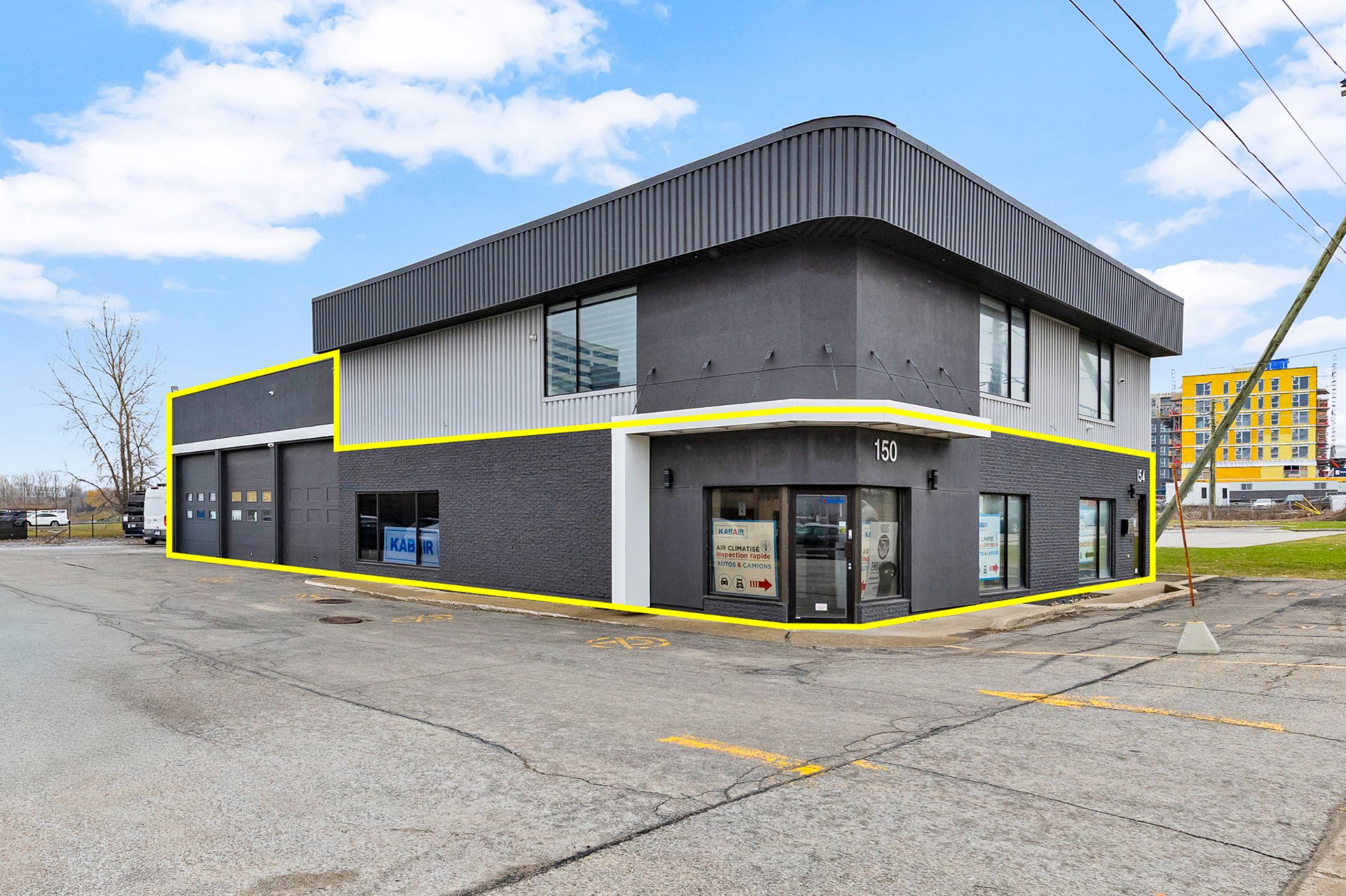 150 Boul. St-Martin O.