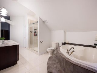 Ensuite bathroom