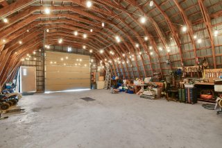 Barn