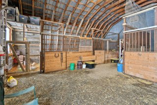 Barn