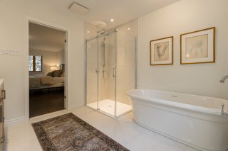 Ensuite bathroom