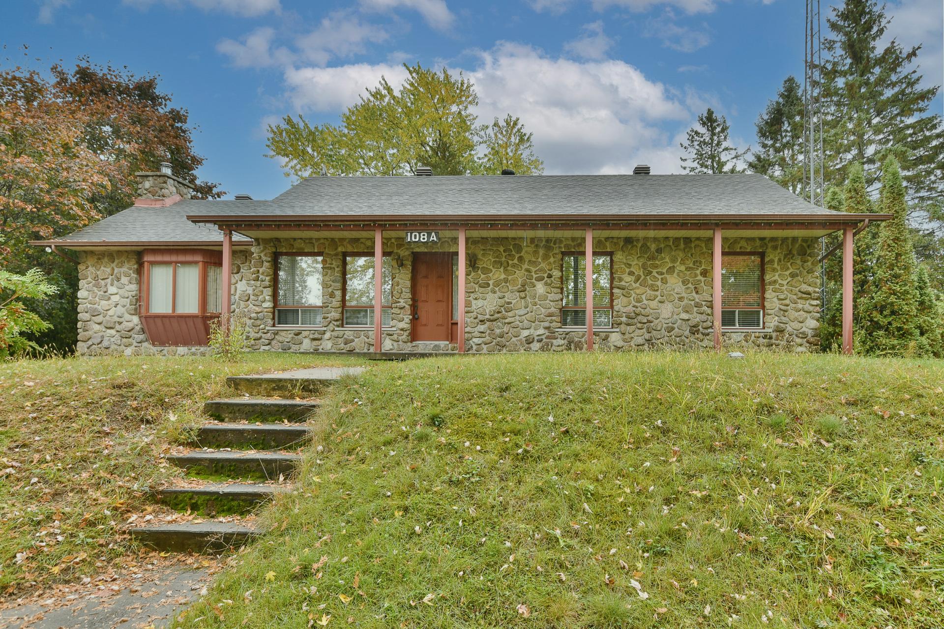 108A Rg du Trait-Carré