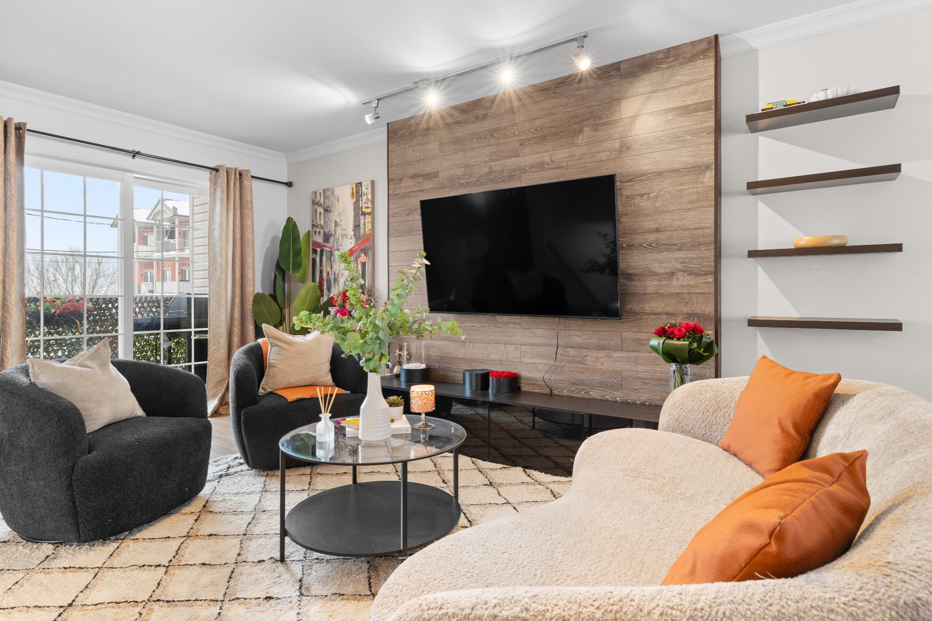 7998 Rue des Santolines