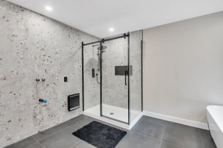 Ensuite bathroom