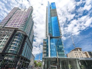#404 - 1155 Rue de la Montagne