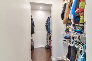 Walk-in closet