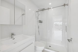 Ensuite bathroom