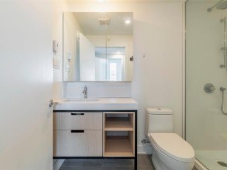 Salle de bains attenante à la CCP