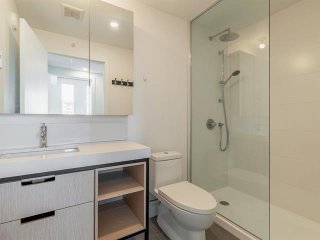 Salle de bains attenante à la CCP