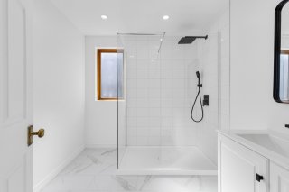 Salle de bains attenante à la CCP