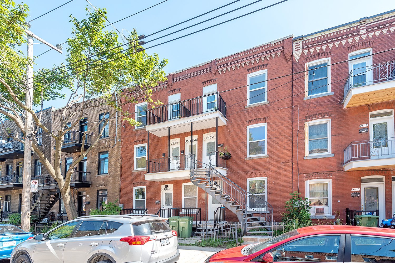 3805 Rue Evelyn