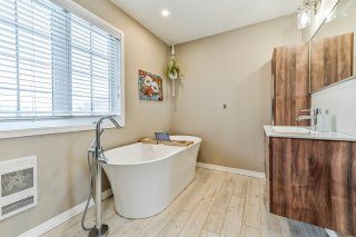 Salle de bains attenante à la CCP