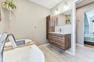 Salle de bains attenante à la CCP