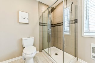 Salle de bains attenante à la CCP