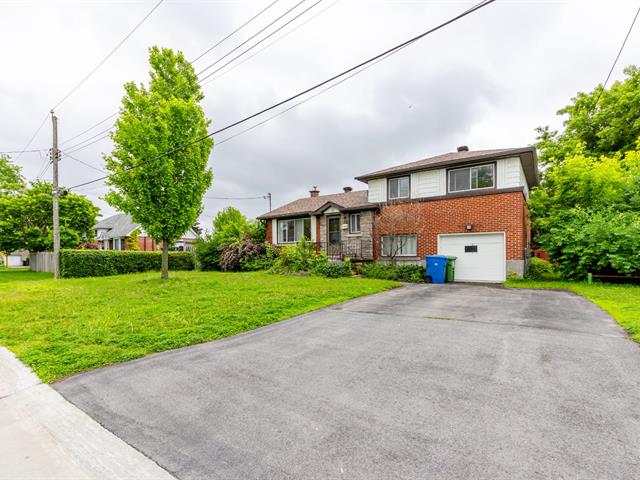 102 Av. de Yonge Crescent