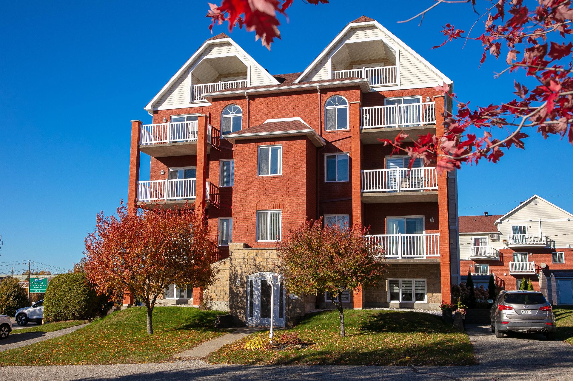 #104 - 3490 Rue Thérèse-Casgrain
