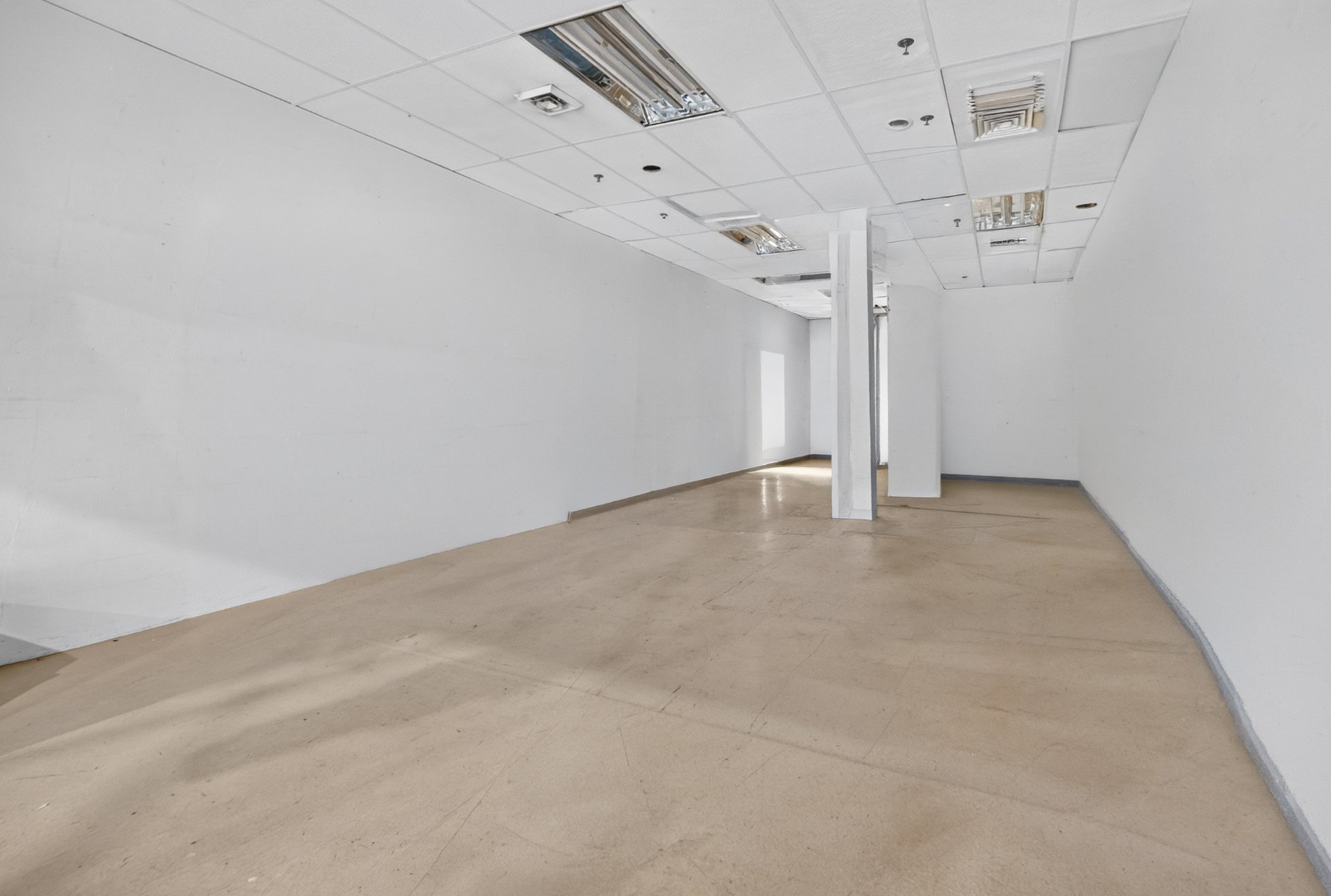 #16 175 Rue Principale