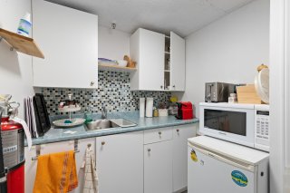 Kitchenette