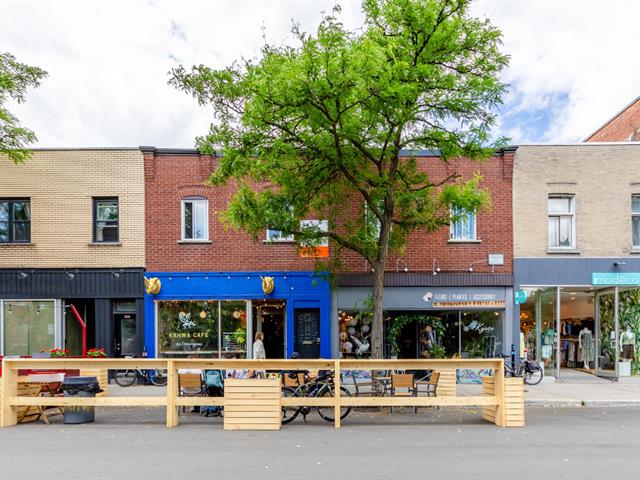 1887 Av. du Mont-Royal E.