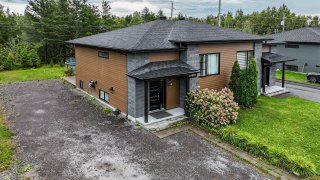420 Rue de la Gaillarde, Saguenay (Chicoutimi), QC G7G