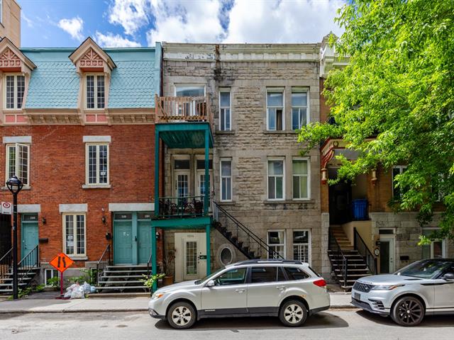 1204 Rue St-André