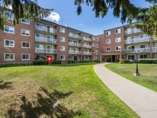 #118 - 350 Rue Querbes