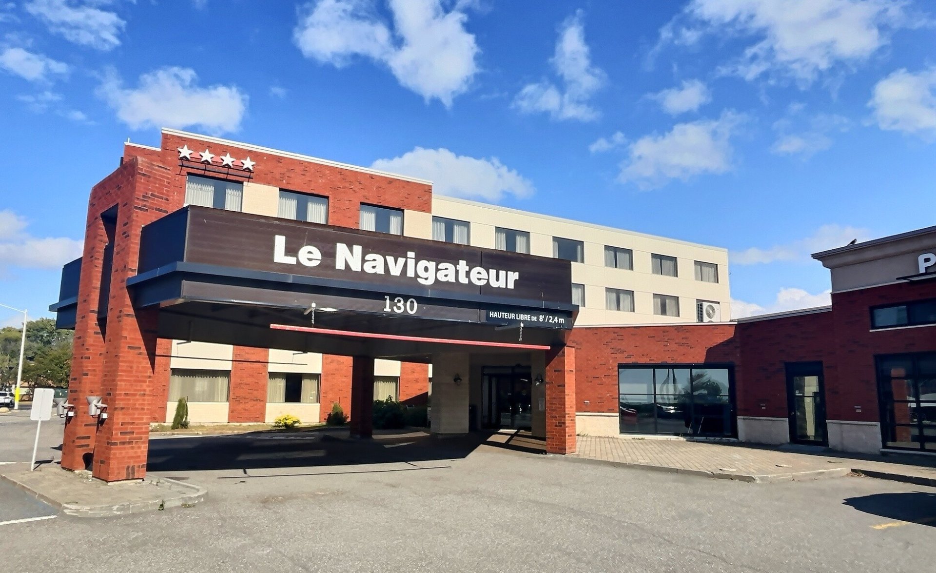 #407 - 130 Av. Belzile