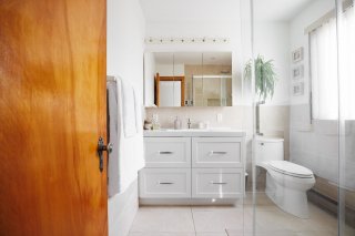 Ensuite bathroom