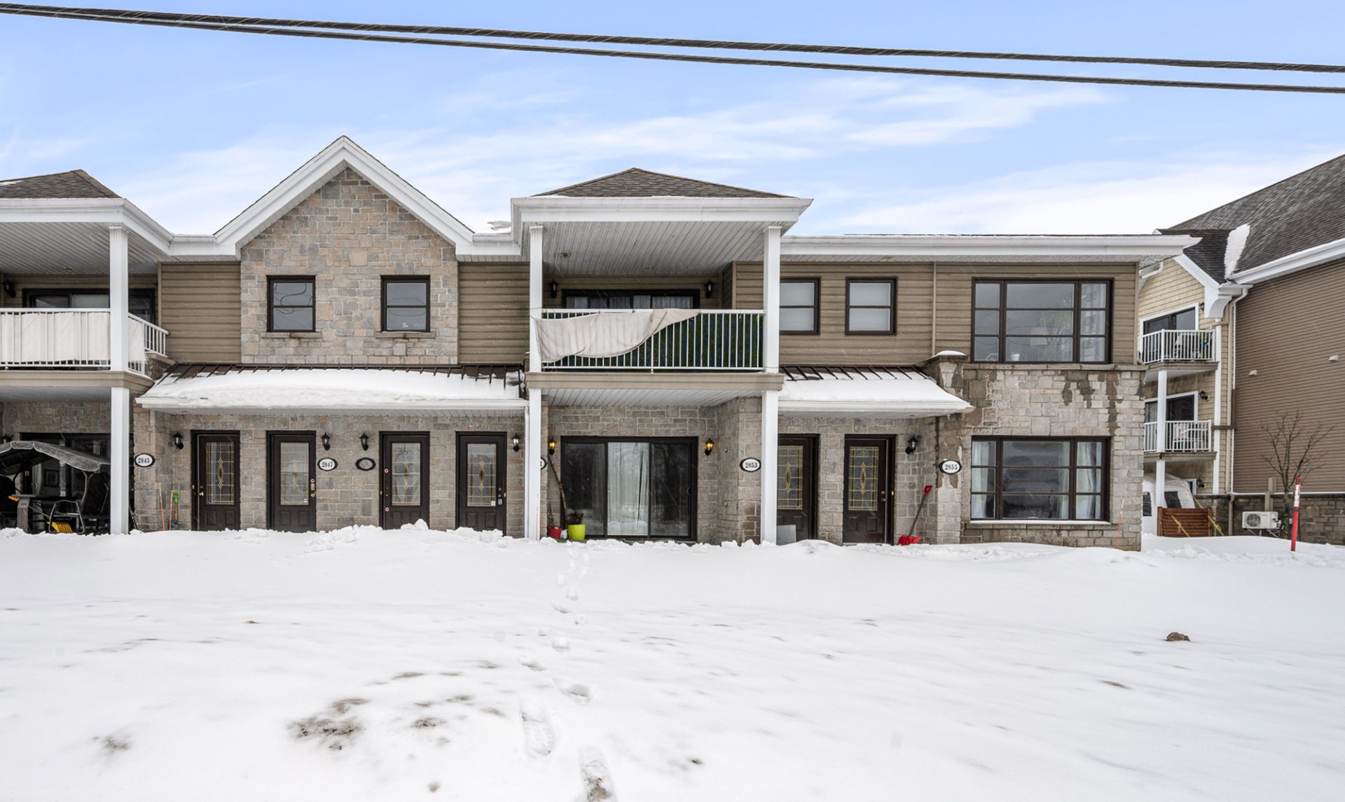2851 Av. Chauveau