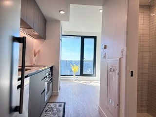 #4311 - 1210 Rue Jeanne-Mance