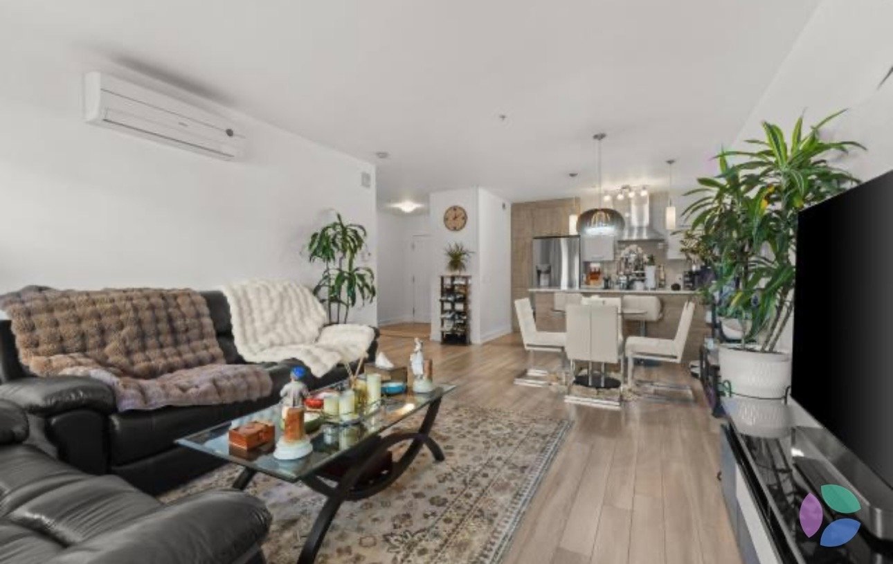 #109 - 575 Rue Robert-Élie